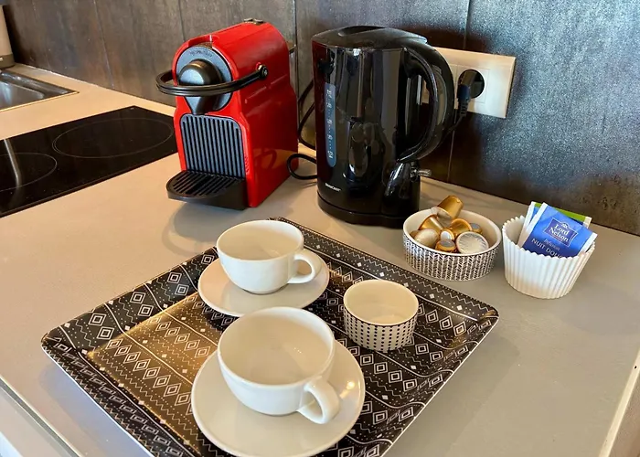 8th Floor With 2 Balconies Apartment