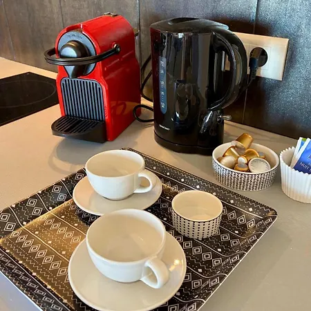 8th Floor With 2 Balconies Apartment